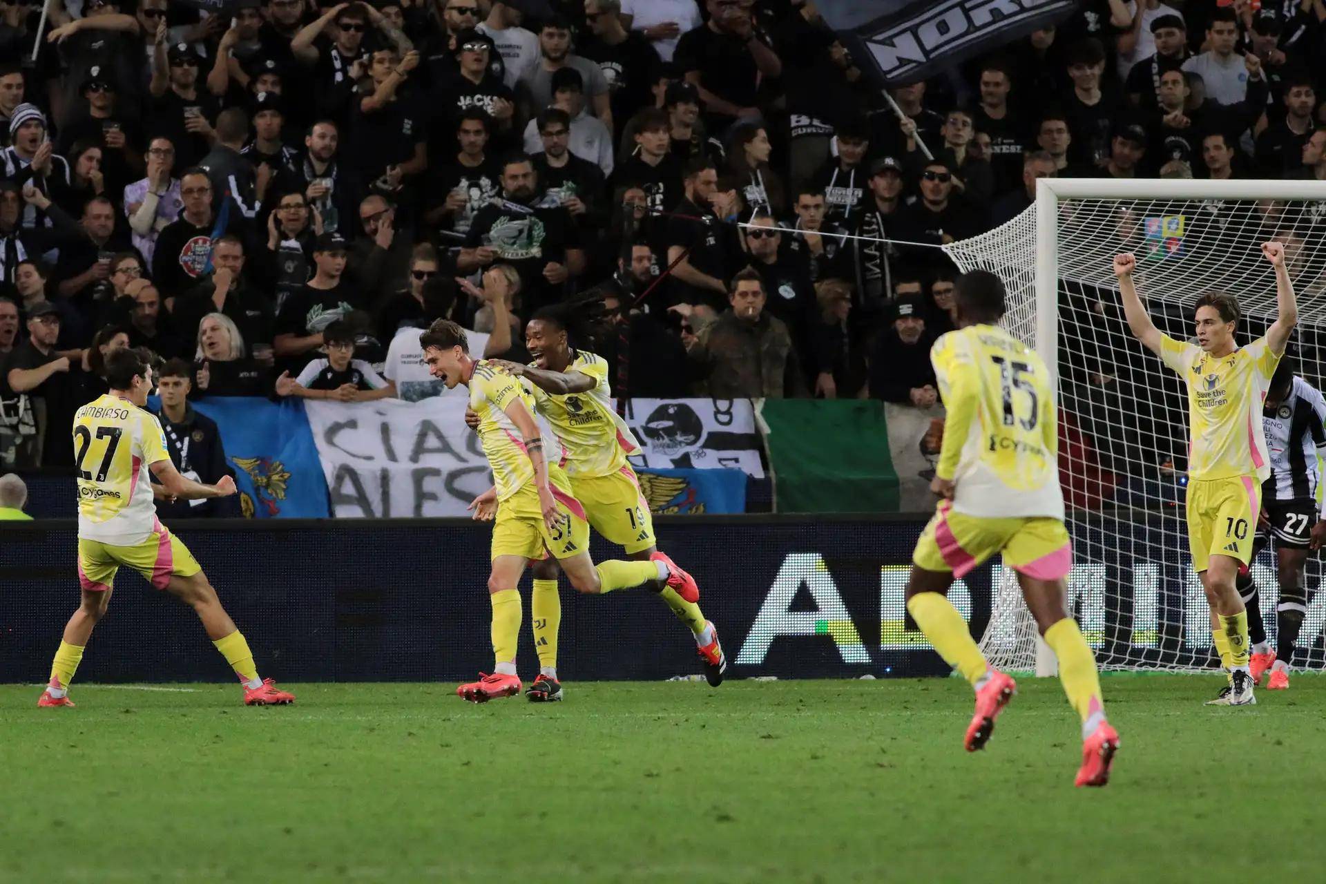 开云下载-里昂客场大胜摩纳哥，取得三连胜的简单介绍