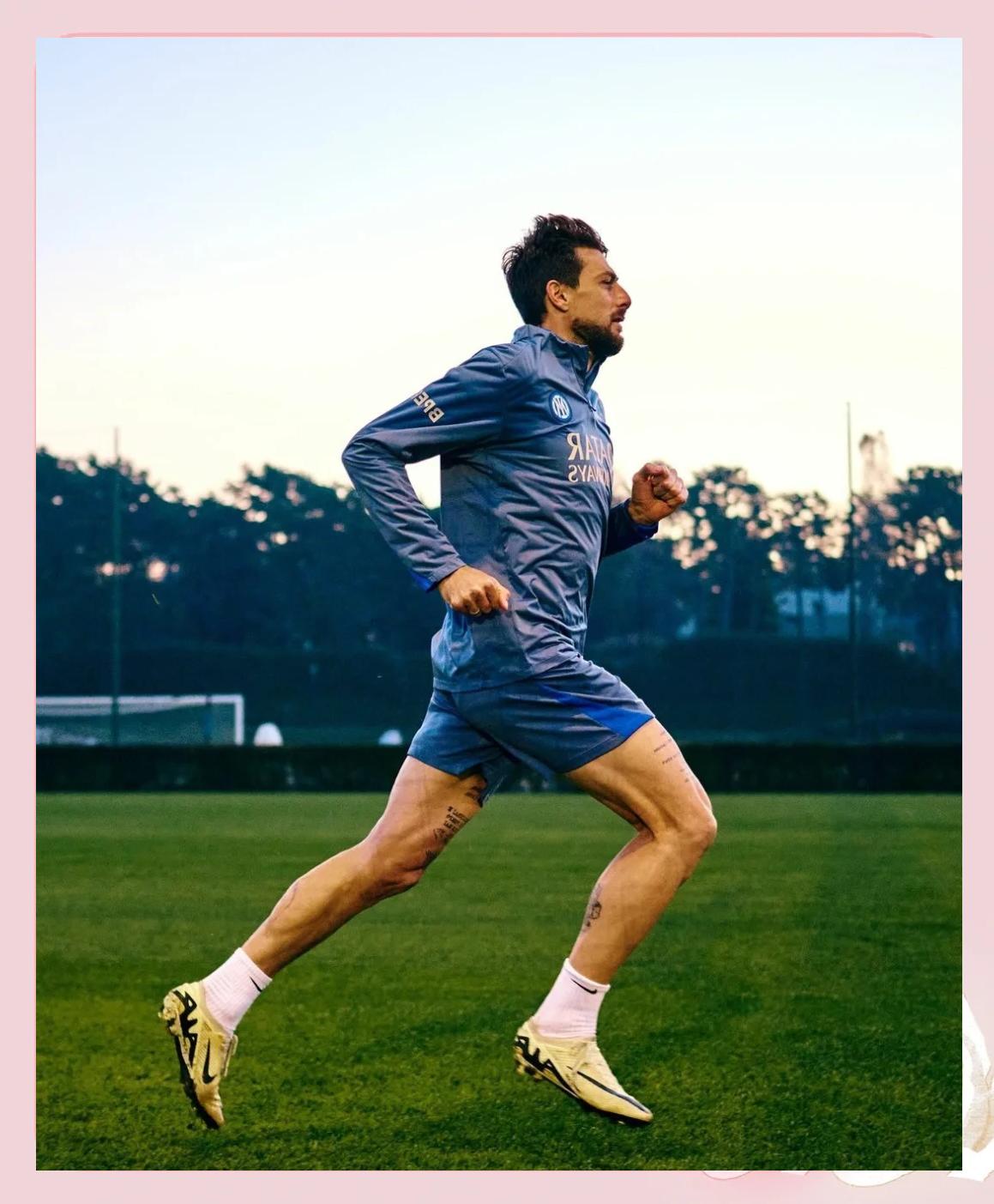 开云体育平台APP-那不勒斯客场大胜国际米兰，强攻前四的简单介绍