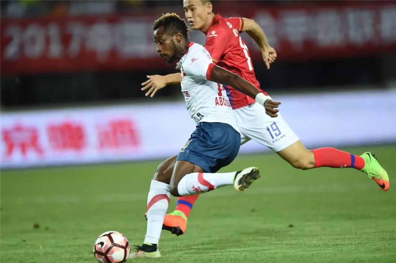 开云体育登录-包含深圳佳兆业客场失利现状困扰，球队需及时调整的词条