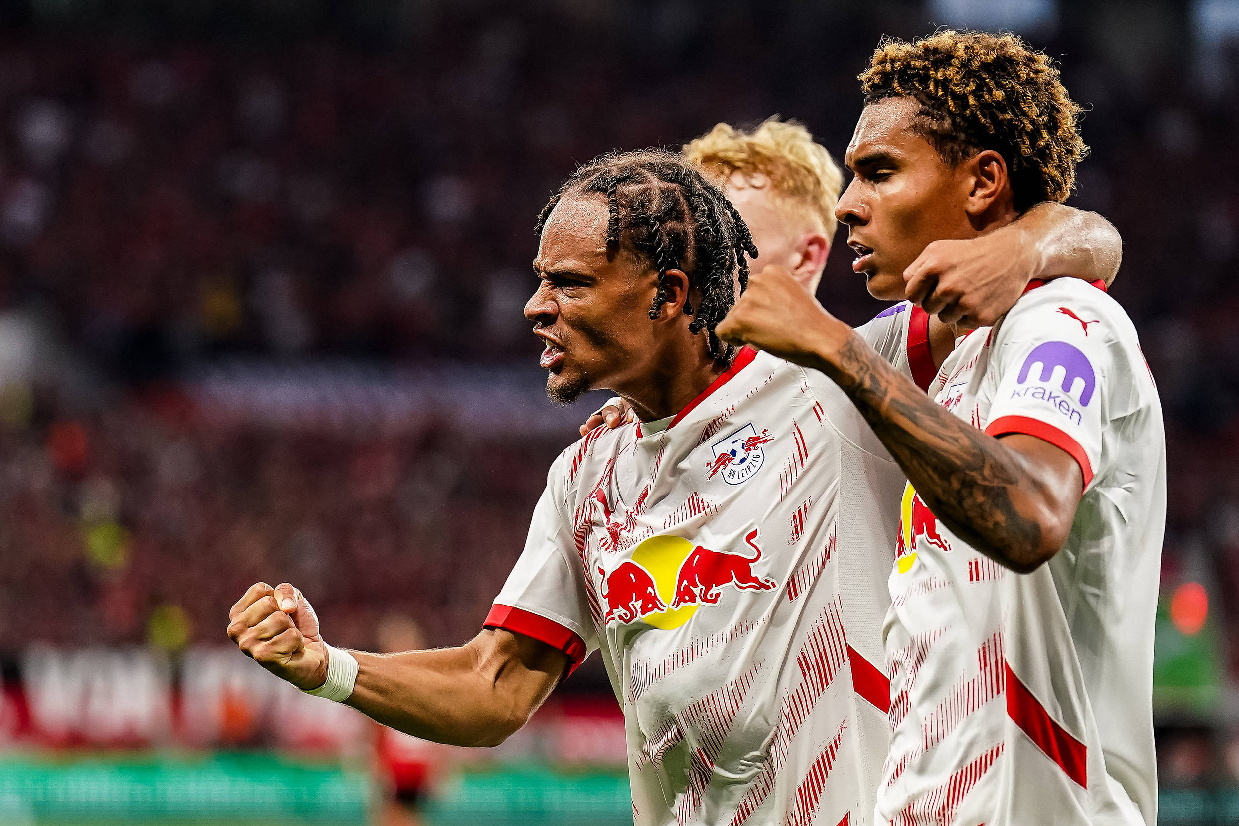 开云体育app-关于巴萨新援表现出色，为球队注入新活力的信息