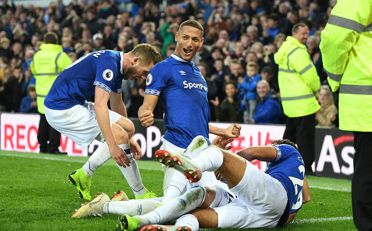 包含埃弗顿遭遇绝杀，错失进军欧战的机会的词条