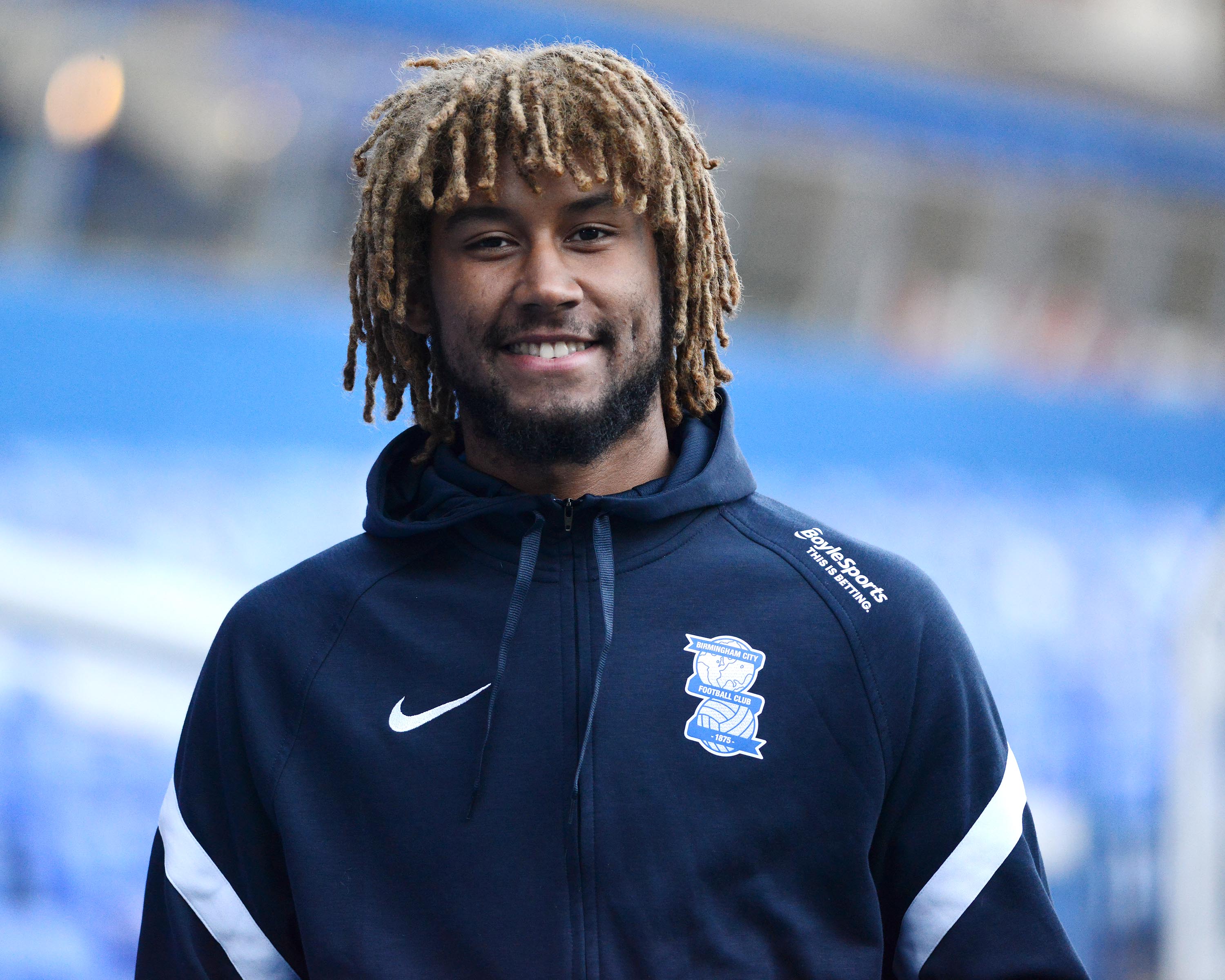 伯明翰城客场失利，球员表现不如预期