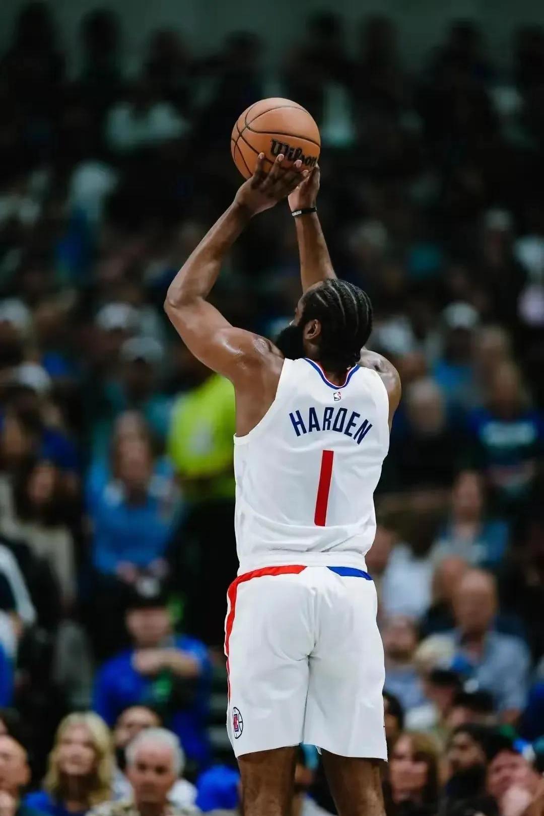 开云下载-快船队悍将完成生涯第次助攻