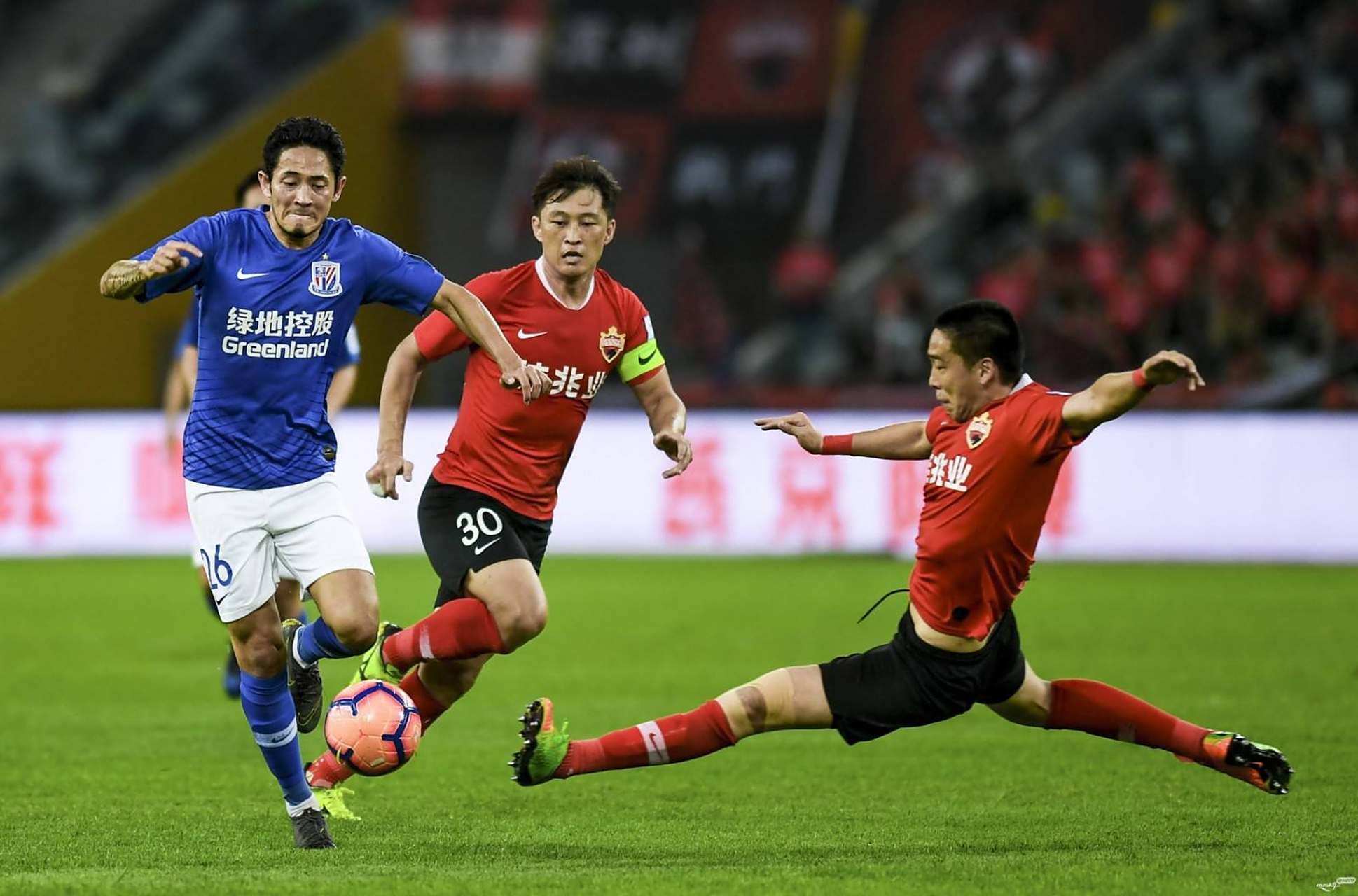 开云下载-深圳佳兆业继续不败，成为黑马崭露头角的简单介绍