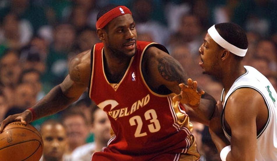 开云体育平台APP-詹姆斯再次独揽MVP，骑士力克火箭