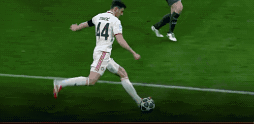 开云下载-包含AC米兰遭遇哈兰德爆冷，欧冠局势紧张的词条