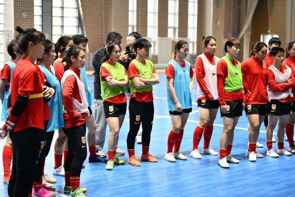 开云体育在线-国家队备战决赛，球员积极备战