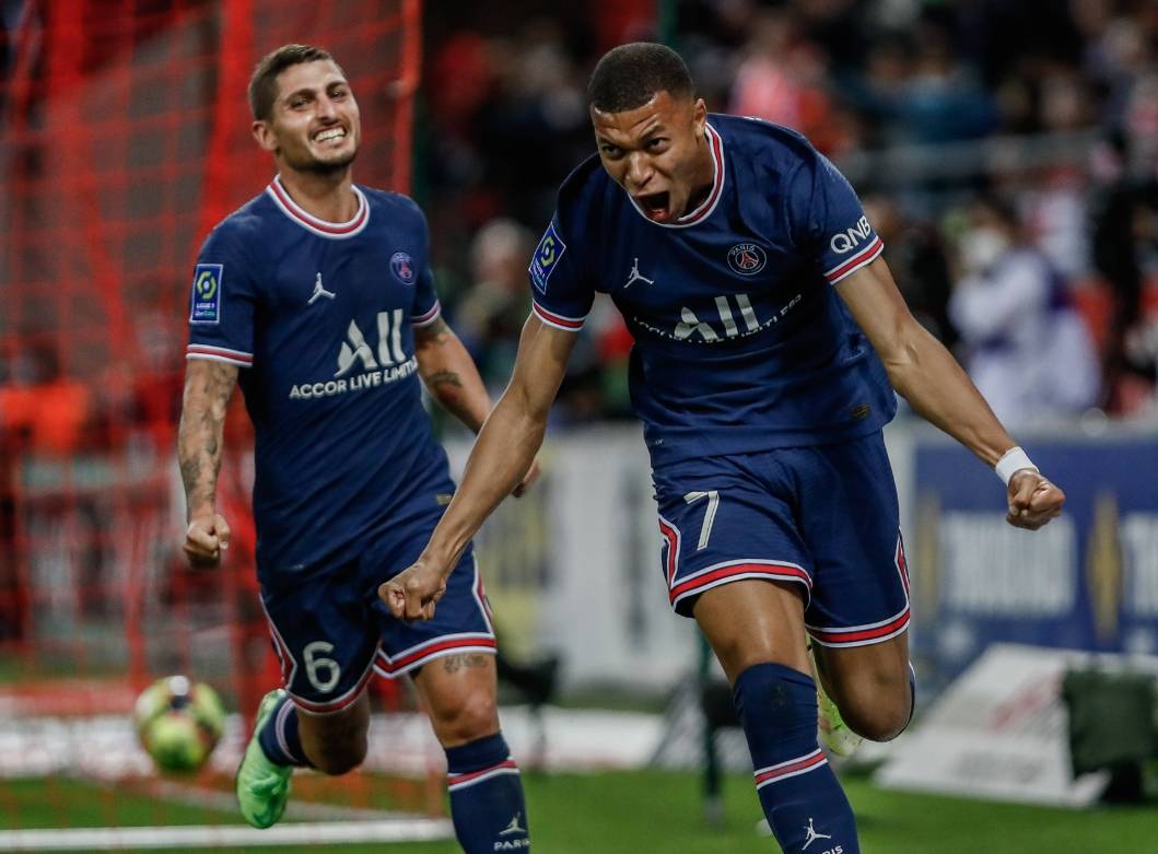 开云体育在线-巴黎圣日耳曼豪取五连胜，卫冕之路更进一步的简单介绍