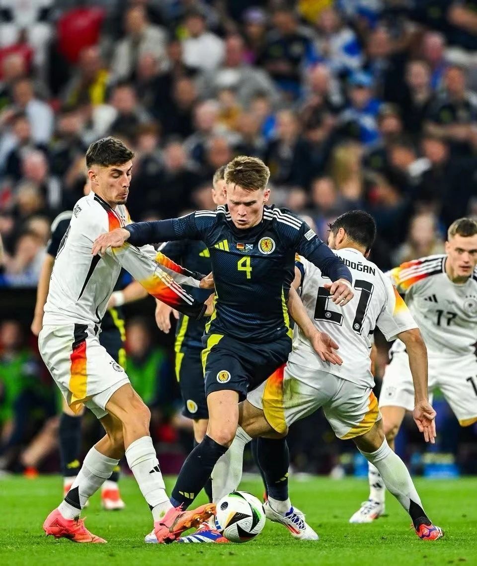 瑞士队在比赛中获胜赚取积分