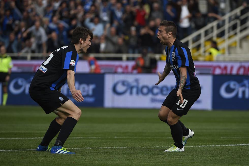 开云体育登录-包含亚特兰大险胜，客场摘取三分拿下胜利的词条