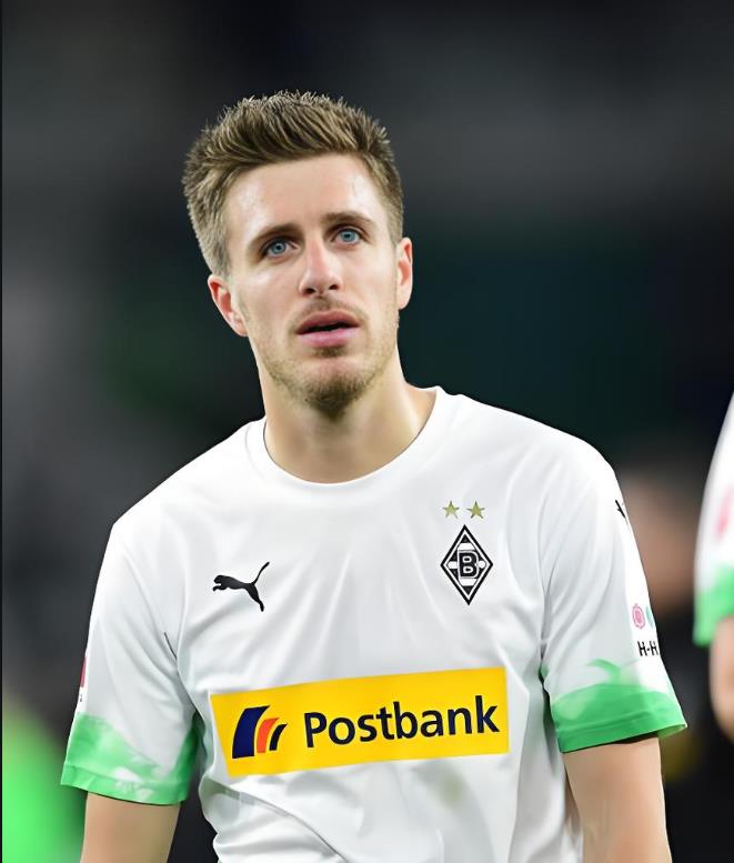 门兴格拉德巴赫备战关键战役的简单介绍