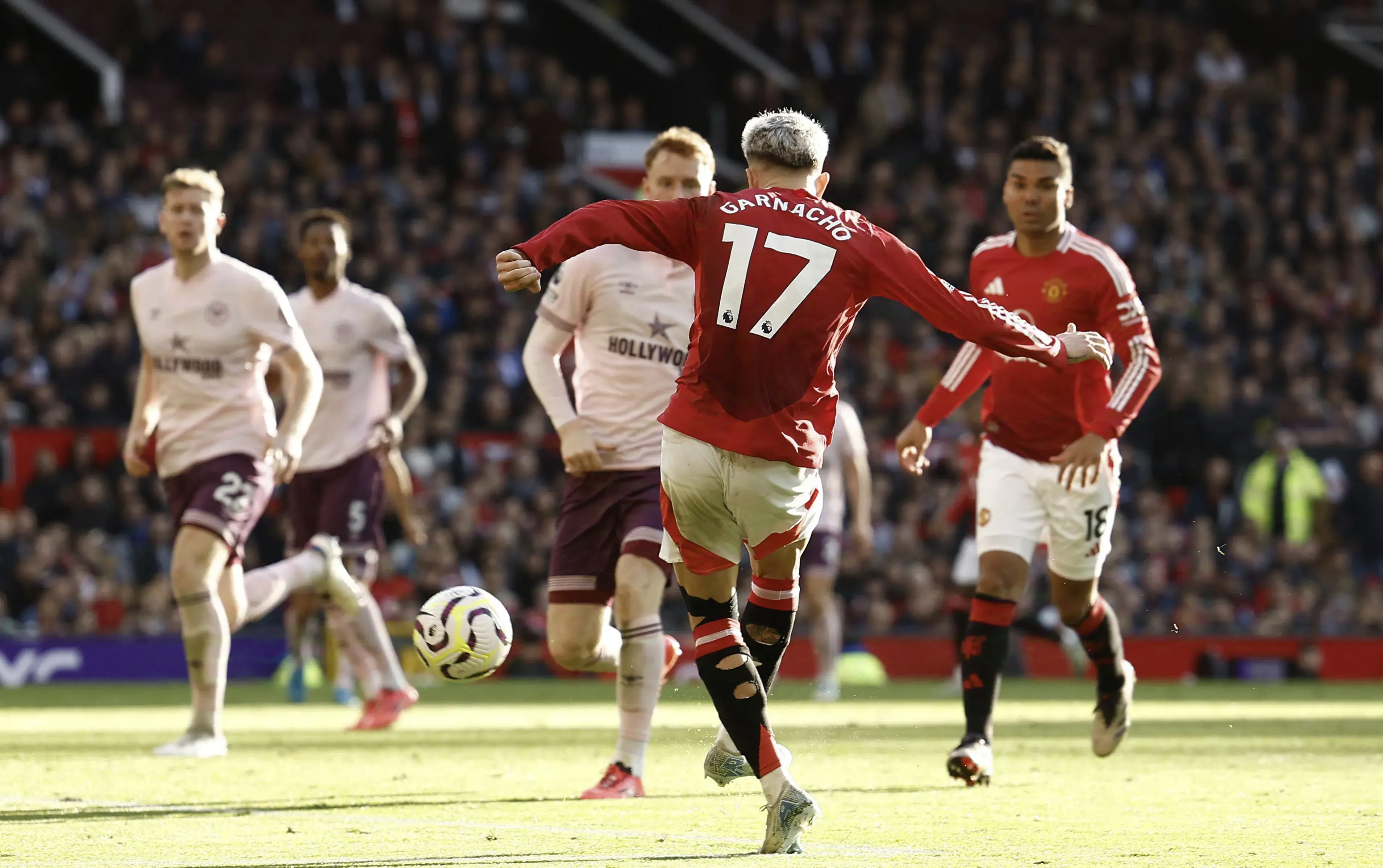 曼联未能逆转，客场失利积分榜逐渐落后的简单介绍