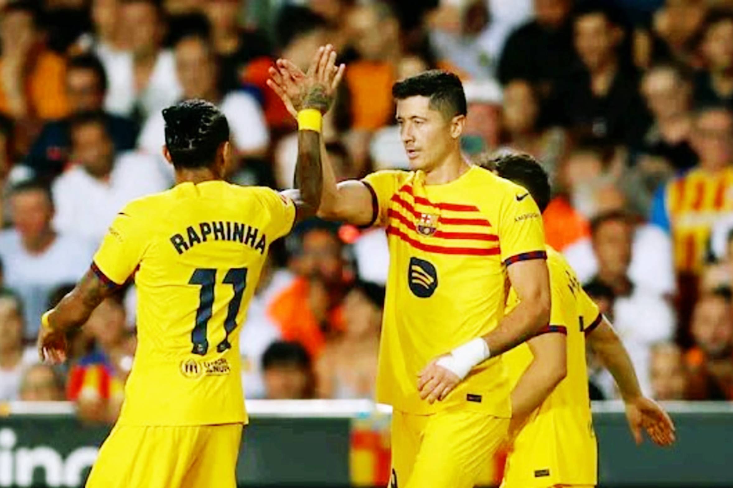 开云体育登录-巴萨轻取瓦伦西亚，卡塞米罗完成帽子戏法的简单介绍