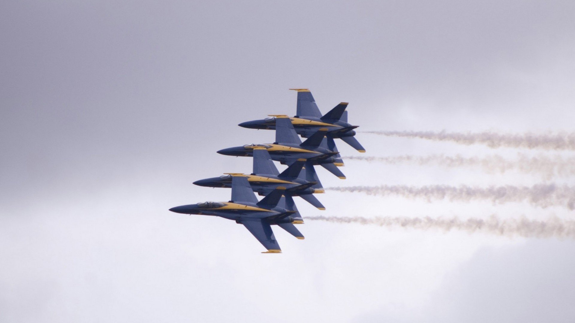 开云官网-巴尔韦德爆发显神威，佛罗伦萨友谊赛险胜喀麦隆