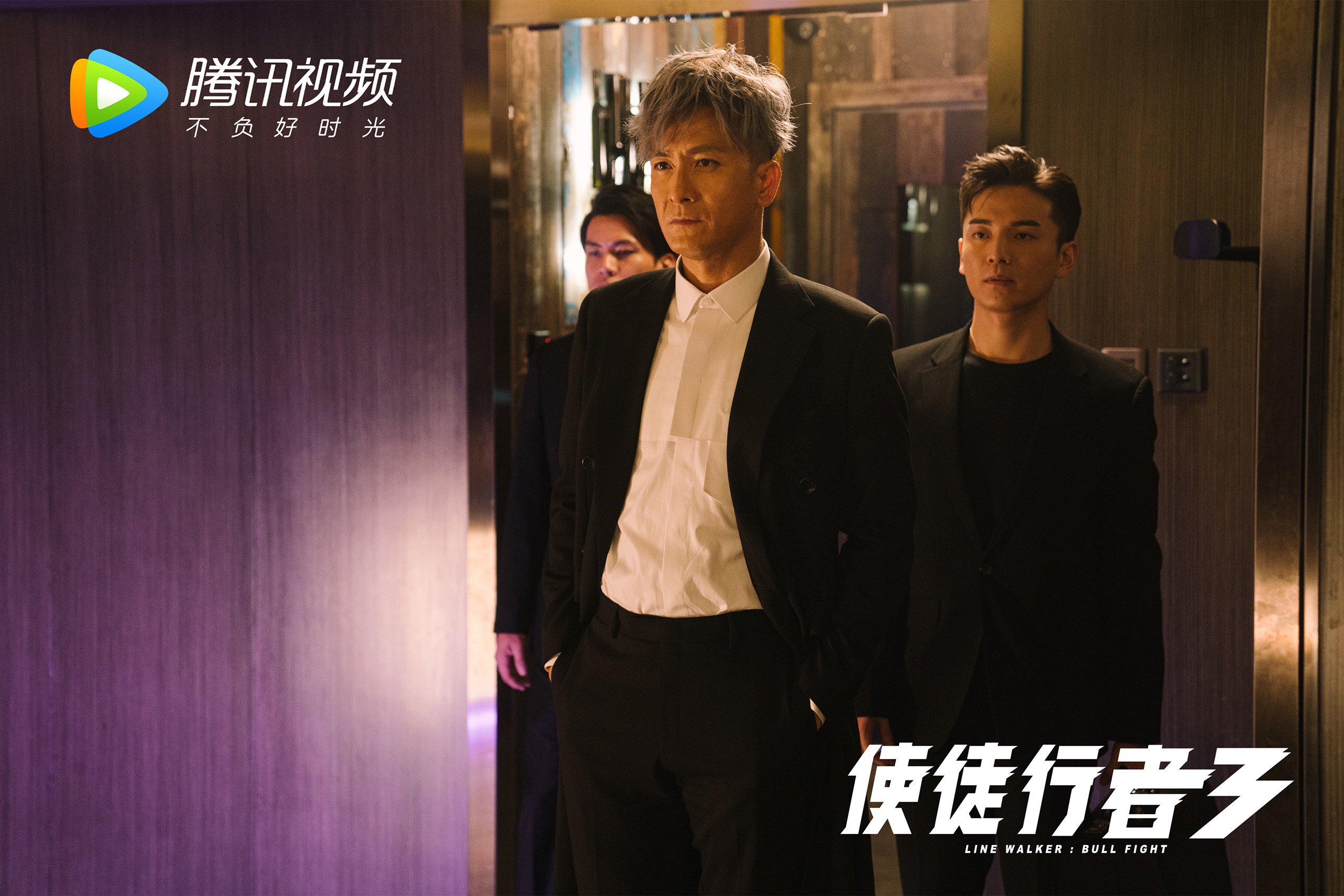 奥地利强行终结阿尔及利亚，托尼英超争冠接管比赛，体育竞技中的个人与团队辉煌