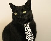 足球世界的双重奏，当暴力美学终结童话，智慧引擎接管冠军