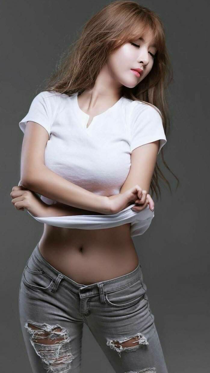 足球双线报捷,丹麦轻取美国,阿尔瓦雷斯在意甲焦点战接管比赛