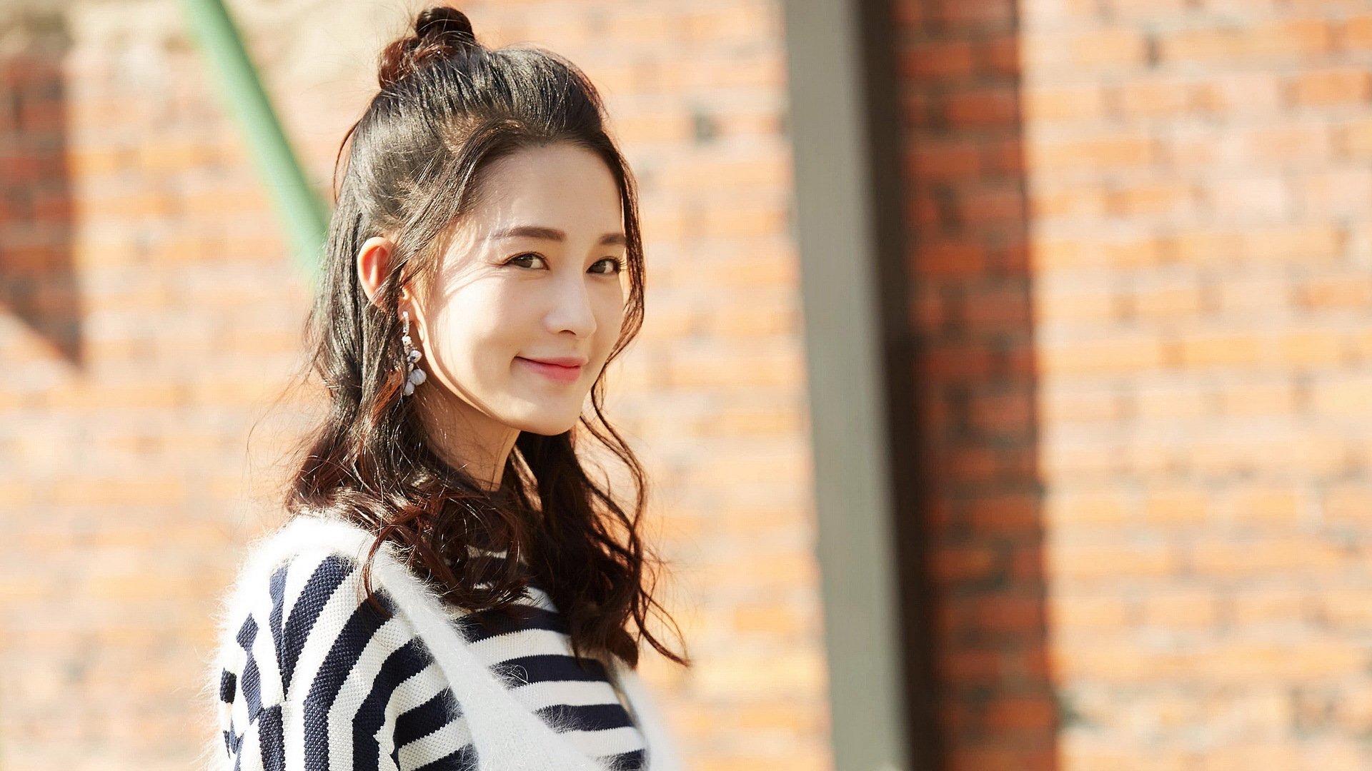 -弗拉霍维奇教科书表现引领加纳爆冷，巴萨友谊赛遭遇战术警醒